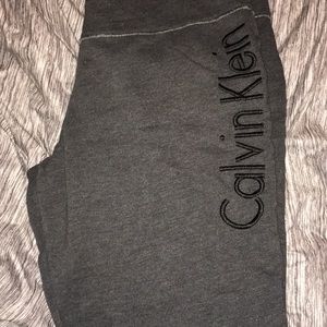 Calvin Klein sweats!